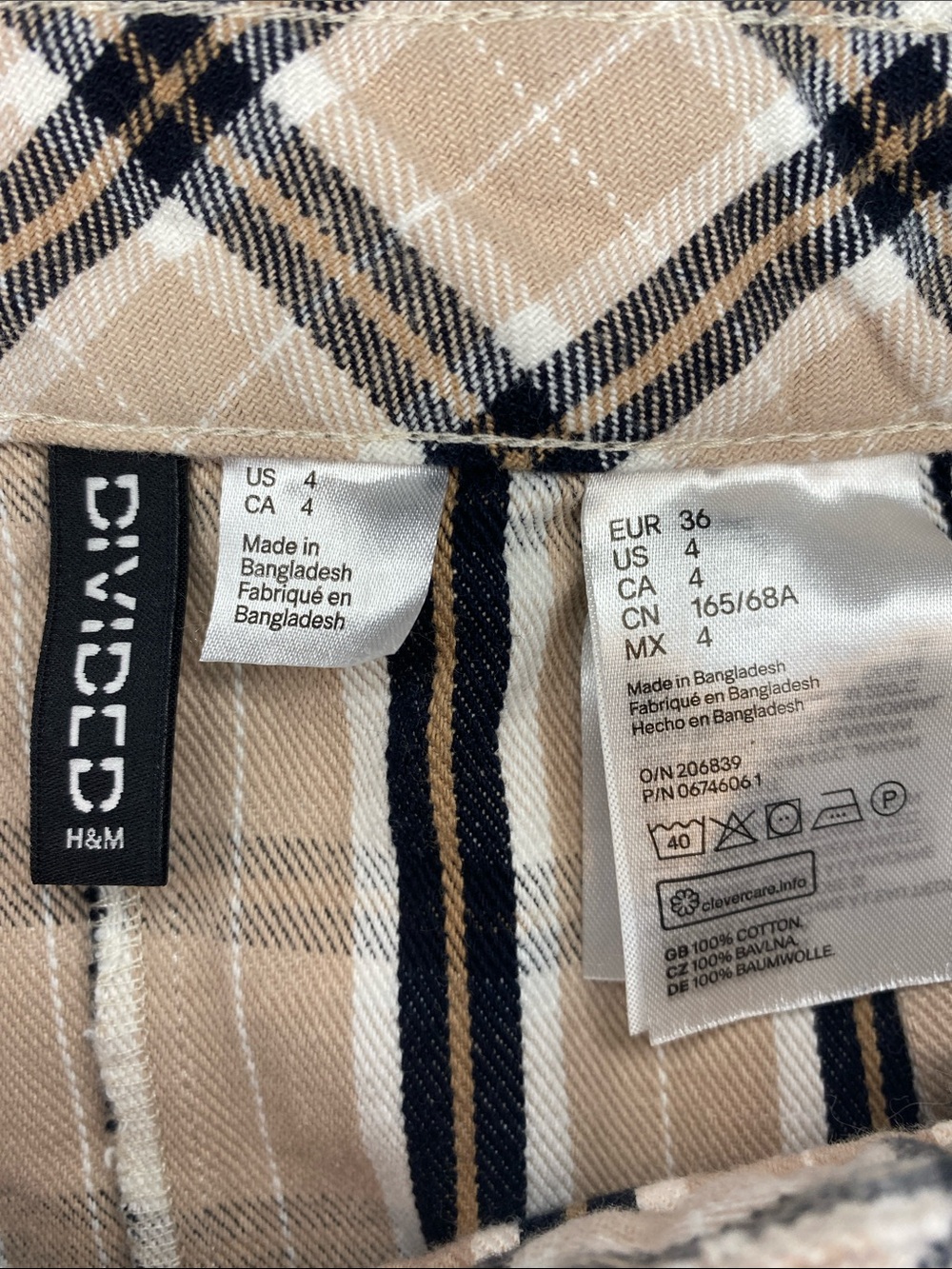 H&M Divided Beige Plaid Button-Side Mini Skirt Size 4 - Picture 2 of 3